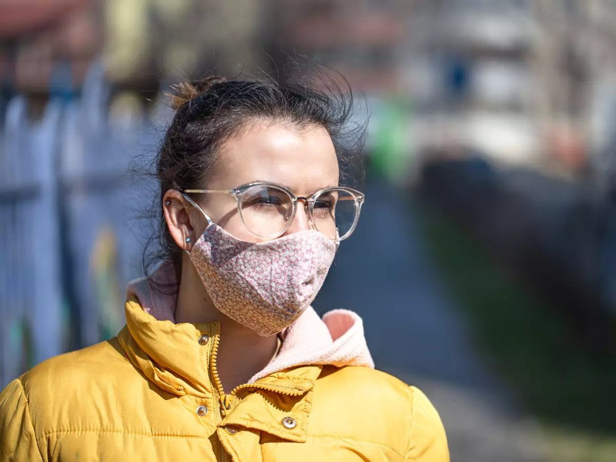 Air pollution: Facing blurred vision due to toxic air? Experts share tips to prevent eye irritation Air pollution: Facing blurred vision due to toxic air? Experts share tips to prevent eye irritation